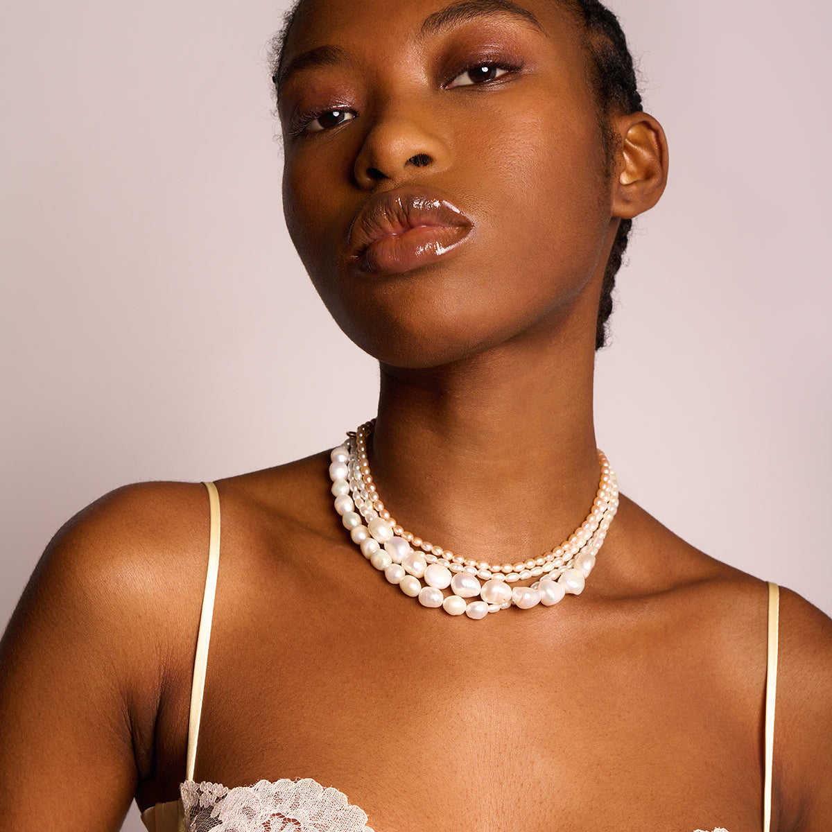 Silva Pearl Choker