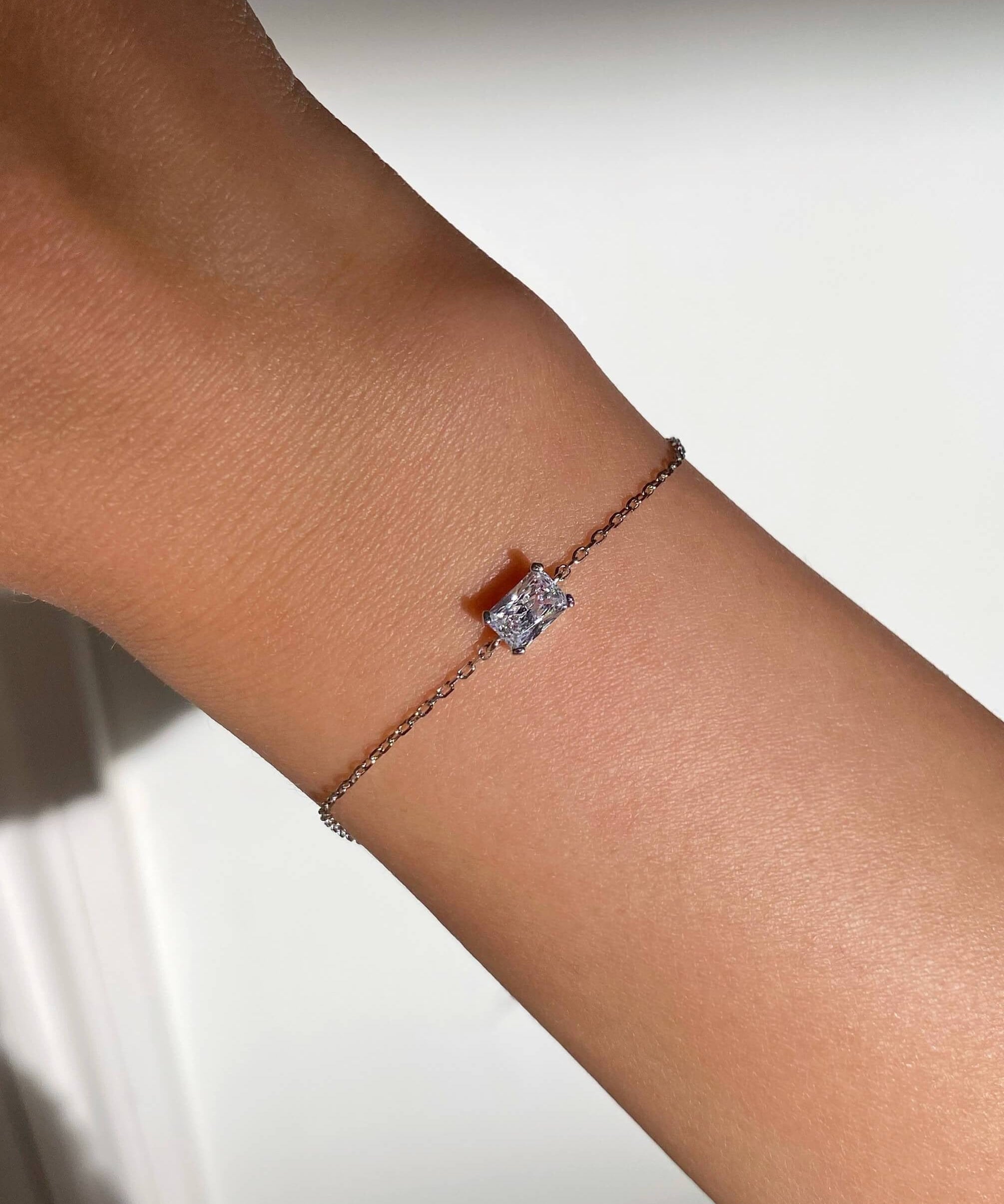 Dainty Radiant Bracelet